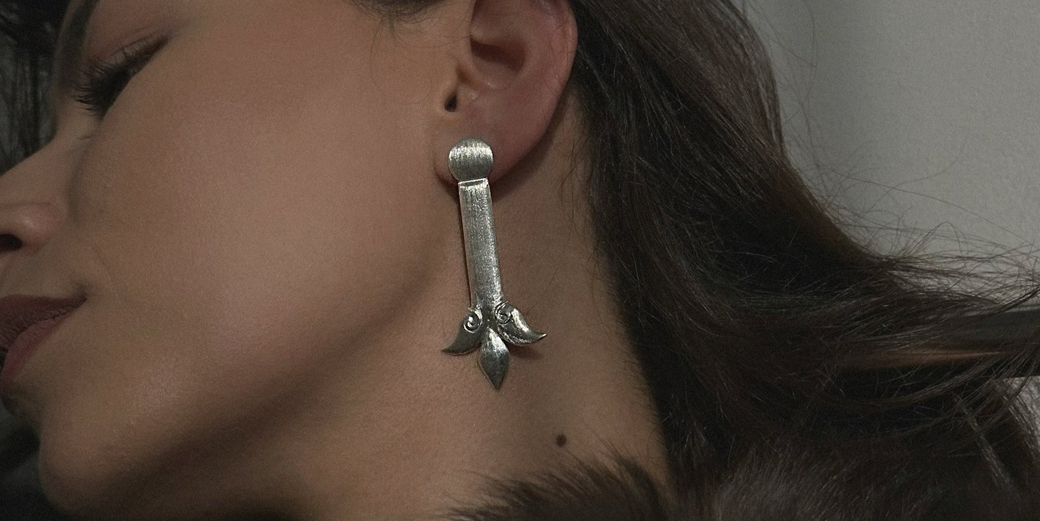 "silver long chandelier armenian earrings"